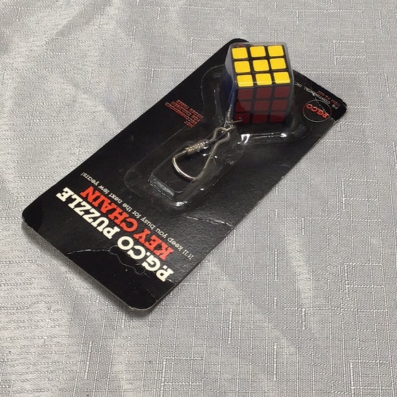 NEW RUBIK CUBE KEY CHAIN - Picture 3 of 7